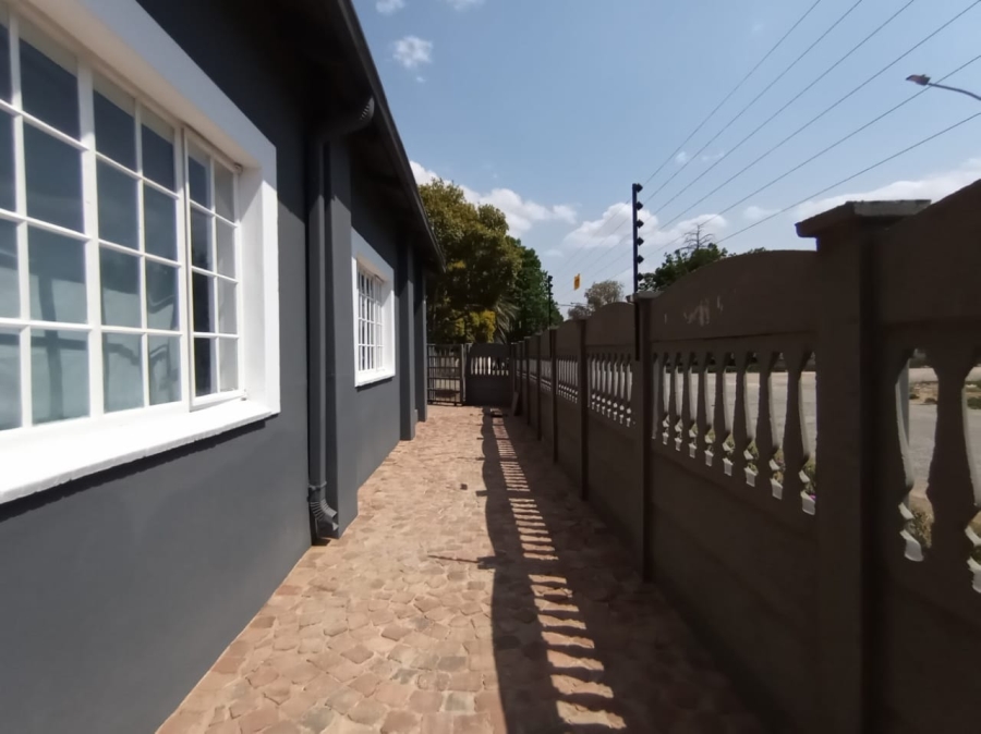 To Let 3 Bedroom Property for Rent in Parys Free State